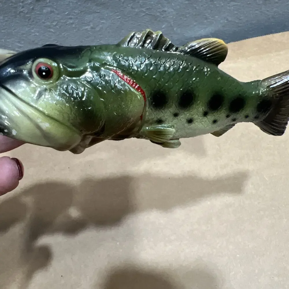 Adventure Out There Novelty Wide Mouth Bass Fish Bottle Opener Hard Plastic 5.5